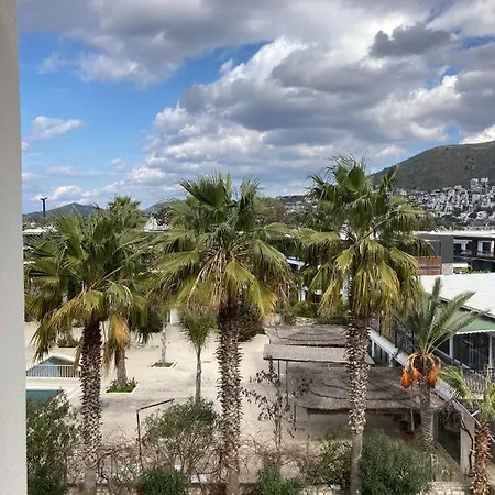Ξενοδοχείο La Local Suites&Spa